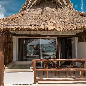 Niken Beachfront 4*, Tulum Mexiko